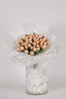  Bouquet de Tulips (Peach)