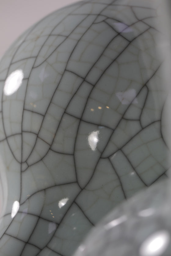 Hand-made vase with elegant cracked details